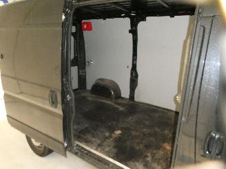 Peugeot Boxer 2.2D picture 18