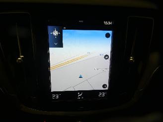 Volvo V-60  picture 17