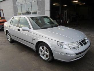 damaged passenger cars Saab 9-5 3.0 TID 2002/5