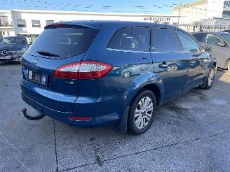 Vaurioauto  passenger cars Ford Mondeo CLIPPER GHIA 2007/7