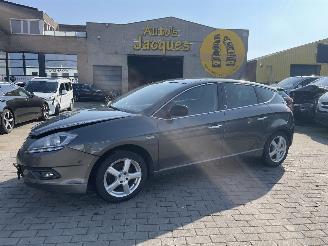 Coche accidentado Lancia Delta 1.6 MTJT 2014/6