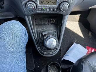 Hyundai Matrix 1.5 CRDI LUXE picture 21