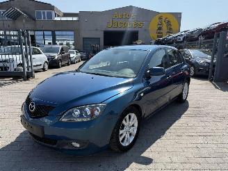 krockskadad bil auto Mazda 3  2008/6