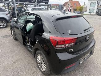 Kia Rio 1.2I picture 4