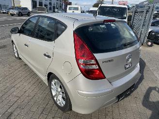 Hyundai I-30 1.6 CRDI picture 11