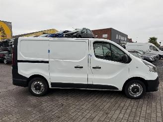 Renault Trafic  picture 2