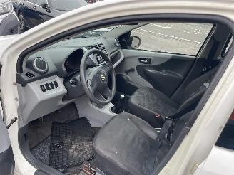 Suzuki Alto 1.0I picture 11