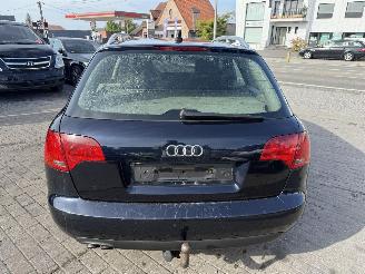 Audi A4 1.9 TDI AVANT picture 4