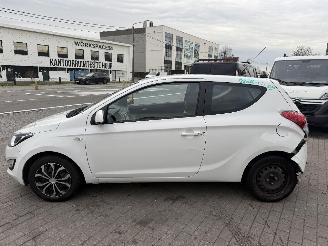 Hyundai I-20 LOUNGE picture 6