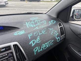 Hyundai I-20 LOUNGE picture 18