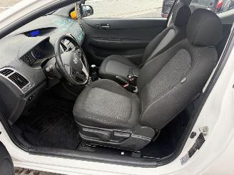 Hyundai I-20 LOUNGE picture 15