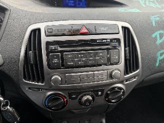 Hyundai I-20 LOUNGE picture 19