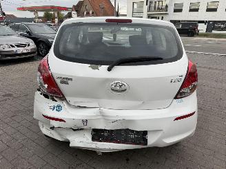 Hyundai I-20 LOUNGE picture 4