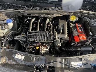 Peugeot 2008 1.2 STYLE PURE TECH picture 10