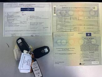 Opel Astra 1.2 TURBO picture 9