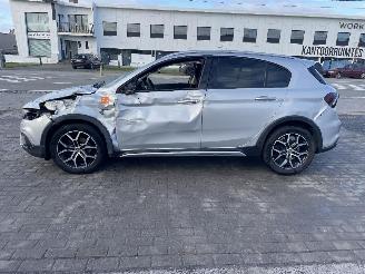 Fiat Tipo CROSS picture 2