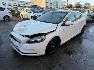 Volvo V-40 D2 1.6D picture 2