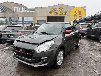 Coche accidentado Suzuki Swift 1.0 COMFORT KLIMA 2017/10