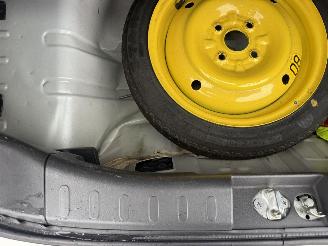 Suzuki Alto 1.0 GT CROSS picture 13