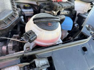 Volkswagen Up! 1.0I picture 17