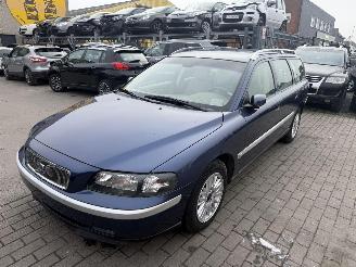 Volvo V-70 2.4D AUTOMAAT picture 8