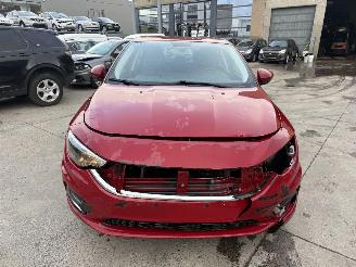 Fiat Tipo SEDAN 1.4I LOUNGE picture 2