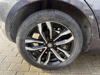 Suzuki Swift EXCLUSIVE picture 16