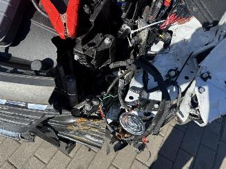 Renault Kangoo 1.3 TCE COMFORT picture 13