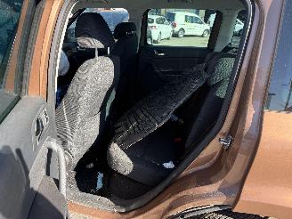 Skoda Yeti 2.0 TDI AMBITION picture 11