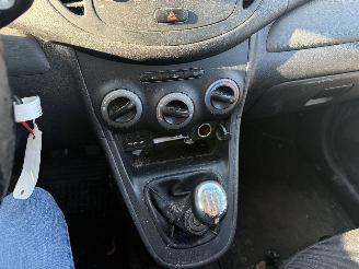 Hyundai I-10 LOUNGE picture 6