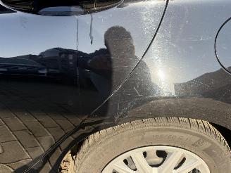 Ford Fiesta 1.0I picture 13