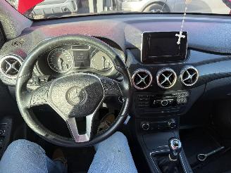 Mercedes B-klasse ELEGANCE picture 18