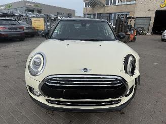 Mini Clubman 1.5I 100 KW picture 2