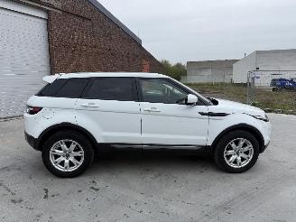 Land Rover Range Rover EVOQUE 2.2 picture 3
