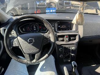 Volvo V-40 2.0 D2 MOMENTUM picture 5