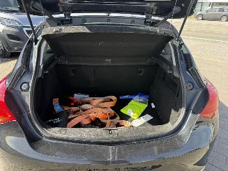 Opel Astra 1.4I COMFORT picture 22