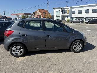 Kia Venga 1.4 CRDI FUSION picture 3