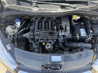 Peugeot 208 1.2I 3P picture 23