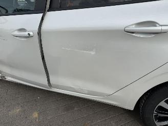 Peugeot 208 1.2 ALLURE picture 13