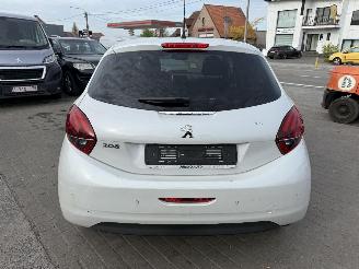 Peugeot 208 1.2 ALLURE picture 9