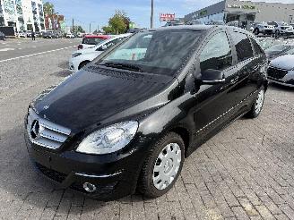 krockskadad bil auto Mercedes B-klasse  2010/4