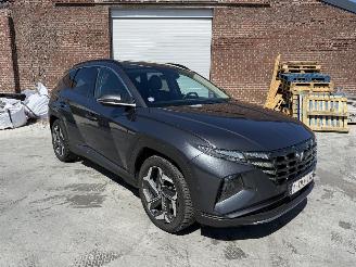 uszkodzony samochody osobowe Hyundai Tucson PHEV 1.6 T-GDI 4WD 2022/5