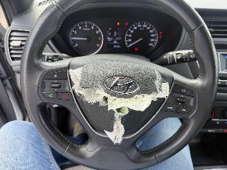 Hyundai I-20 1.2I PLAY picture 21