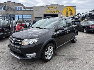 Vaurioauto  passenger cars Dacia Sandero STEPWAY 0.9 TCE 2014/5
