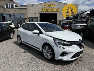 krockskadad bil auto Renault Clio PAS POUR LA FRANCE 2022/1