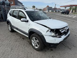 Dacia Duster 1.6I picture 3