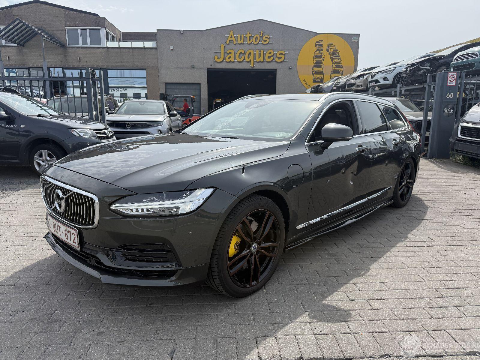 Volvo V-90 T8 INSCRIPTION HYBRI