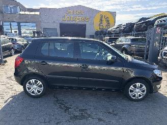 skadebil auto Skoda Fabia 1.2 TDI AMBIENTE 2011/10