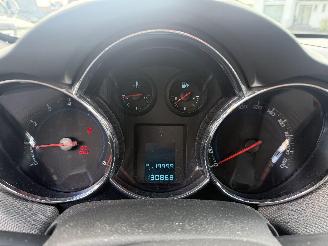 Chevrolet Cruze 1.8I LT SEDAN picture 19