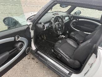 Mini Cooper ONE CABRIO picture 15